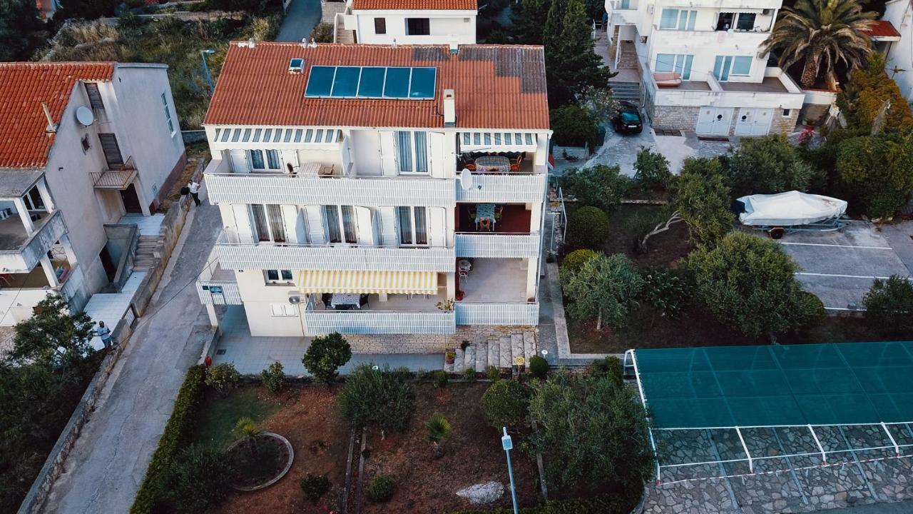 Apartments & Rooms Peranic Novalja Exterior foto