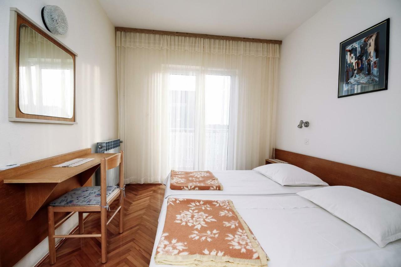 Apartments & Rooms Peranic Novalja Exterior foto