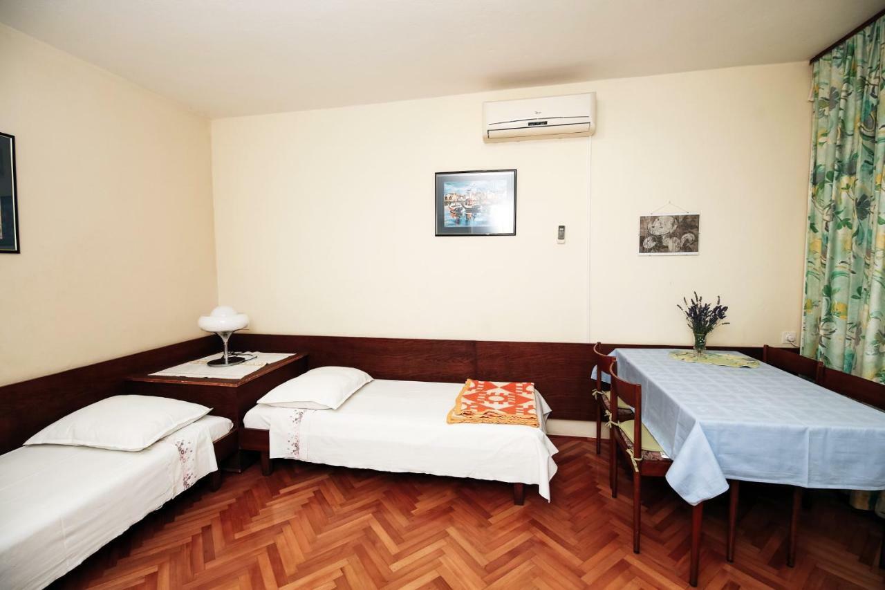 Apartments & Rooms Peranic Novalja Exterior foto