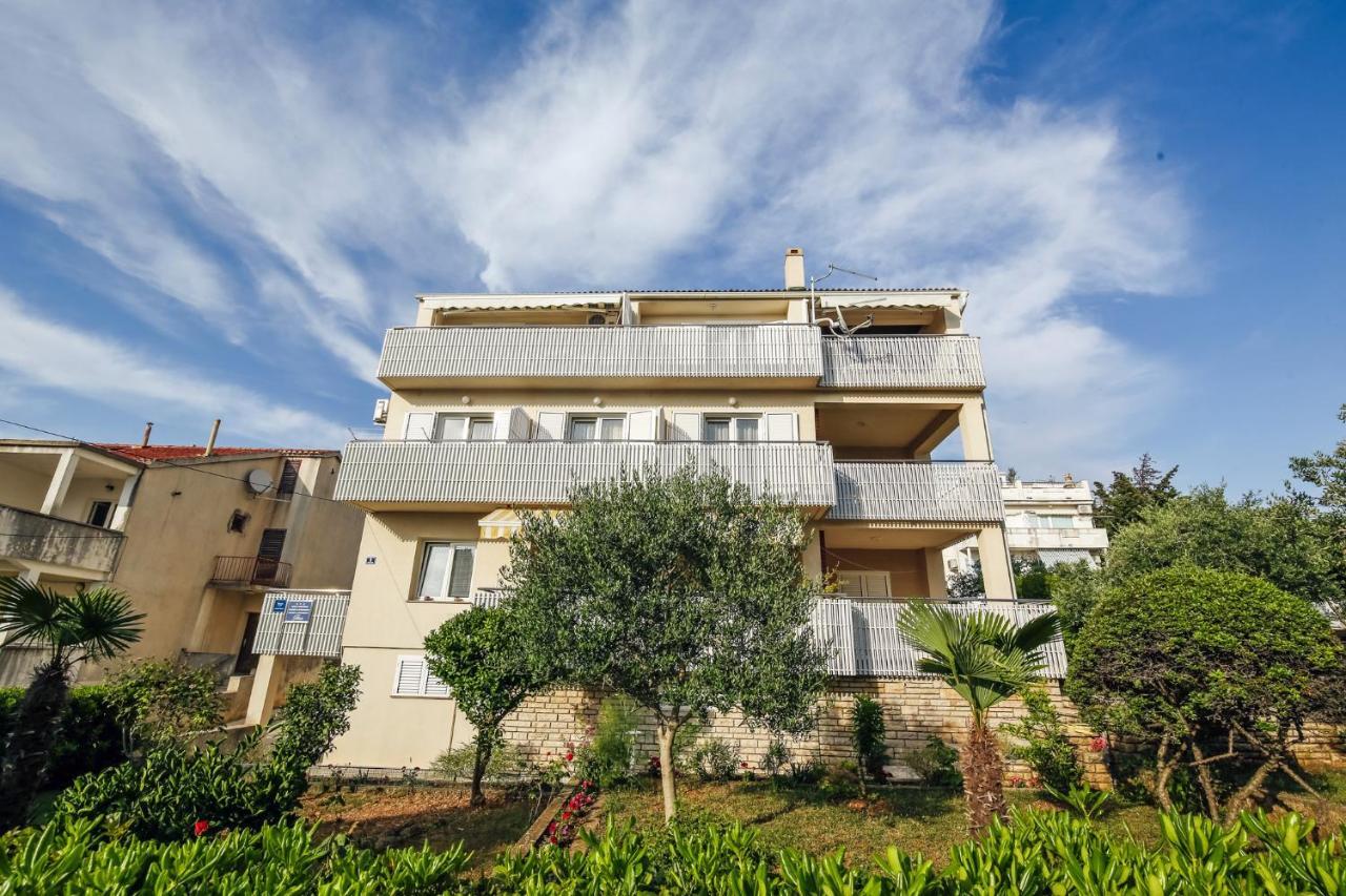 Apartments & Rooms Peranic Novalja Exterior foto